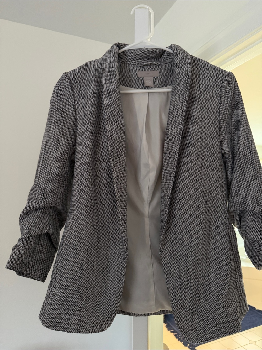H&M Gray Women’s Open-Front Blazer
